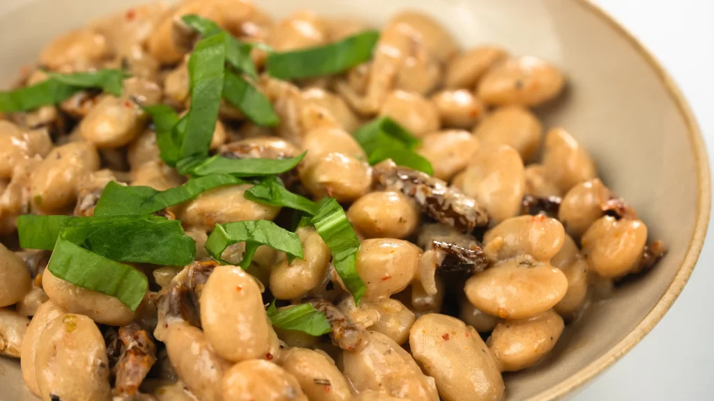 Creamy Tuscan Marry Me Butter Beans close up